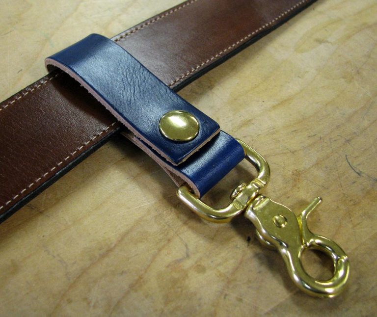 Finished leather belt key holder