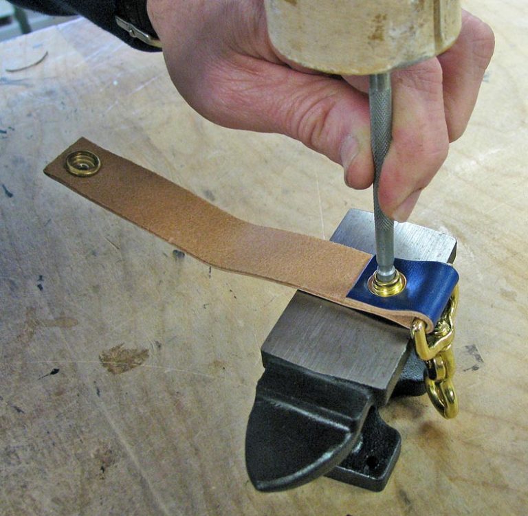 Rhinestone Handcuff Belt Gunmetal Faux Leather Snaps Includes Keys 996452