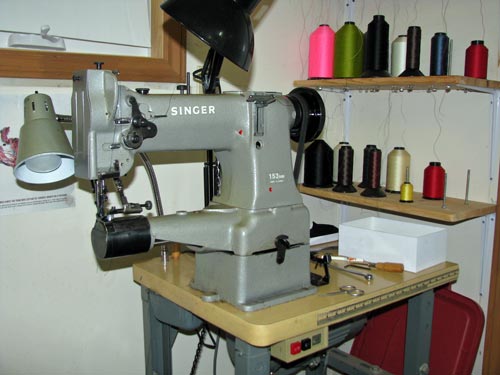 Singer 153 B8B cylinder arm sewing machine